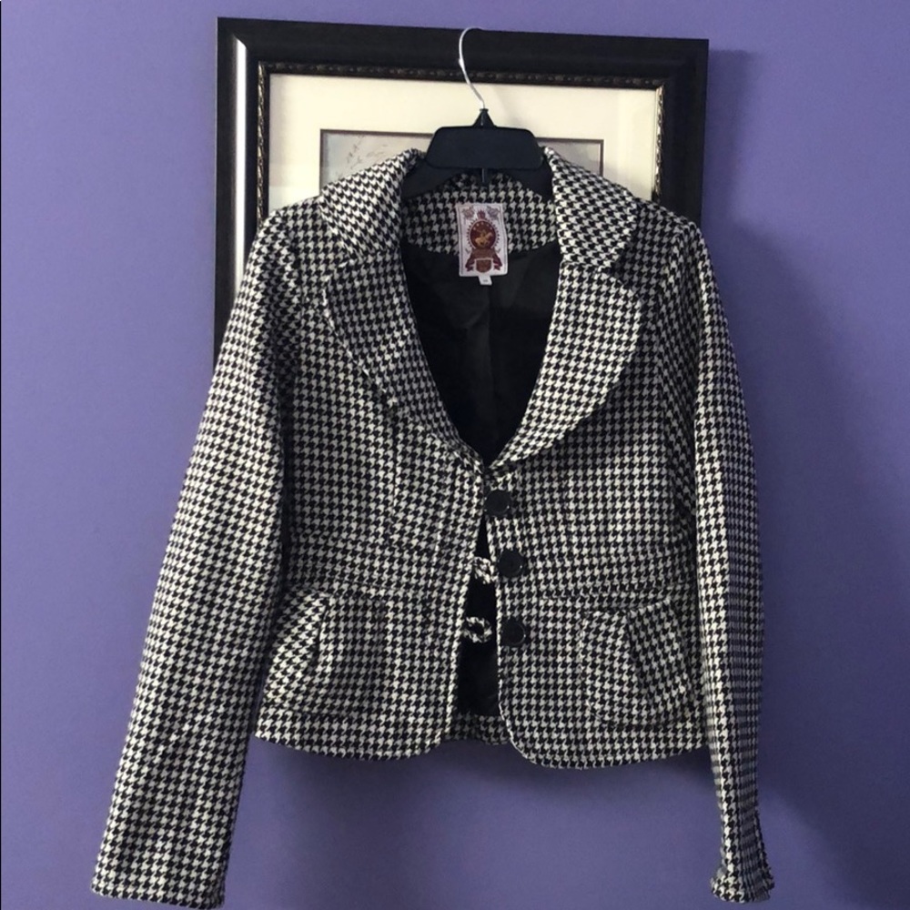 Houndstooth blazer